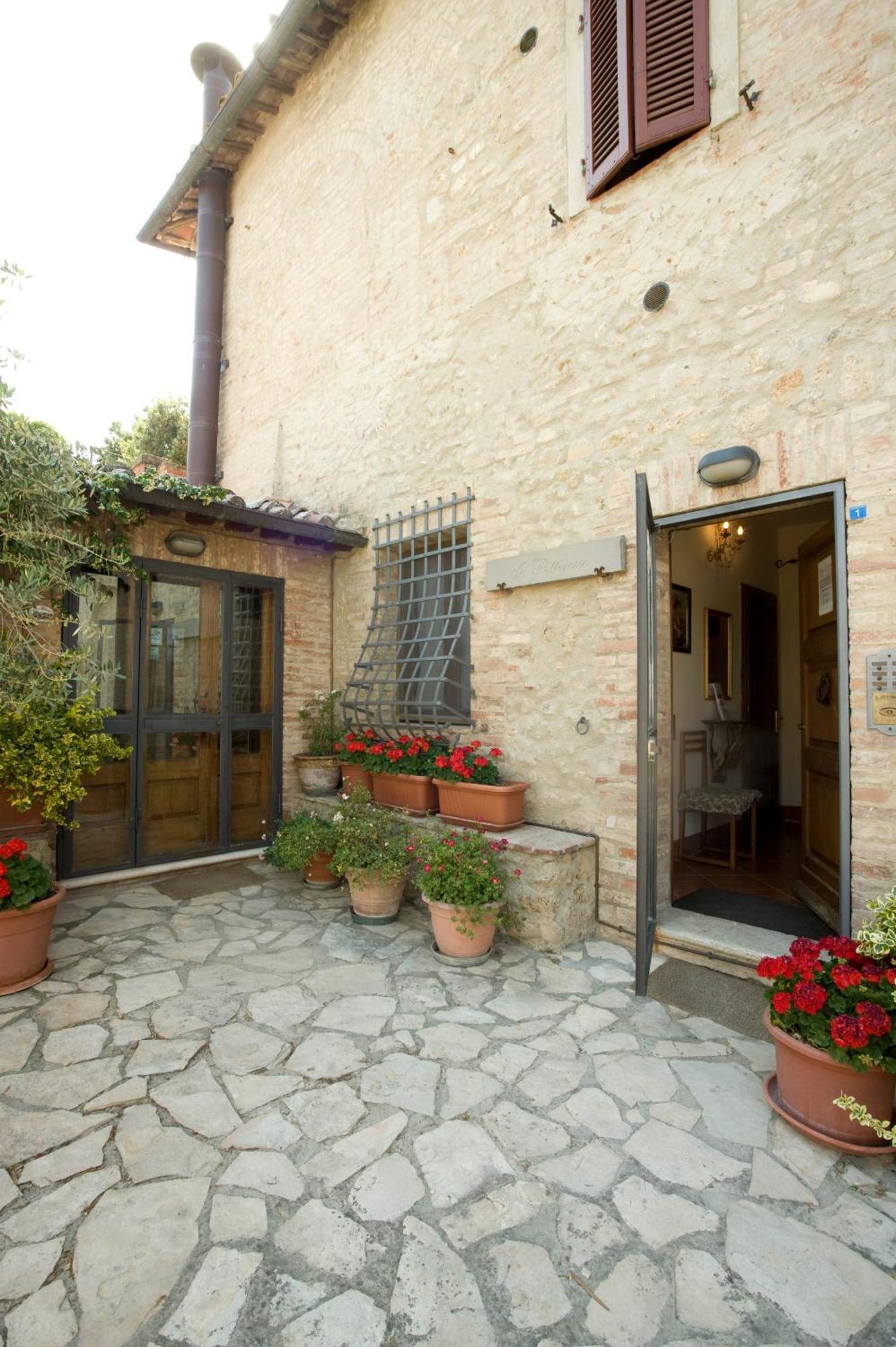 B&B Il Pettirosso Di Siena Exterior foto